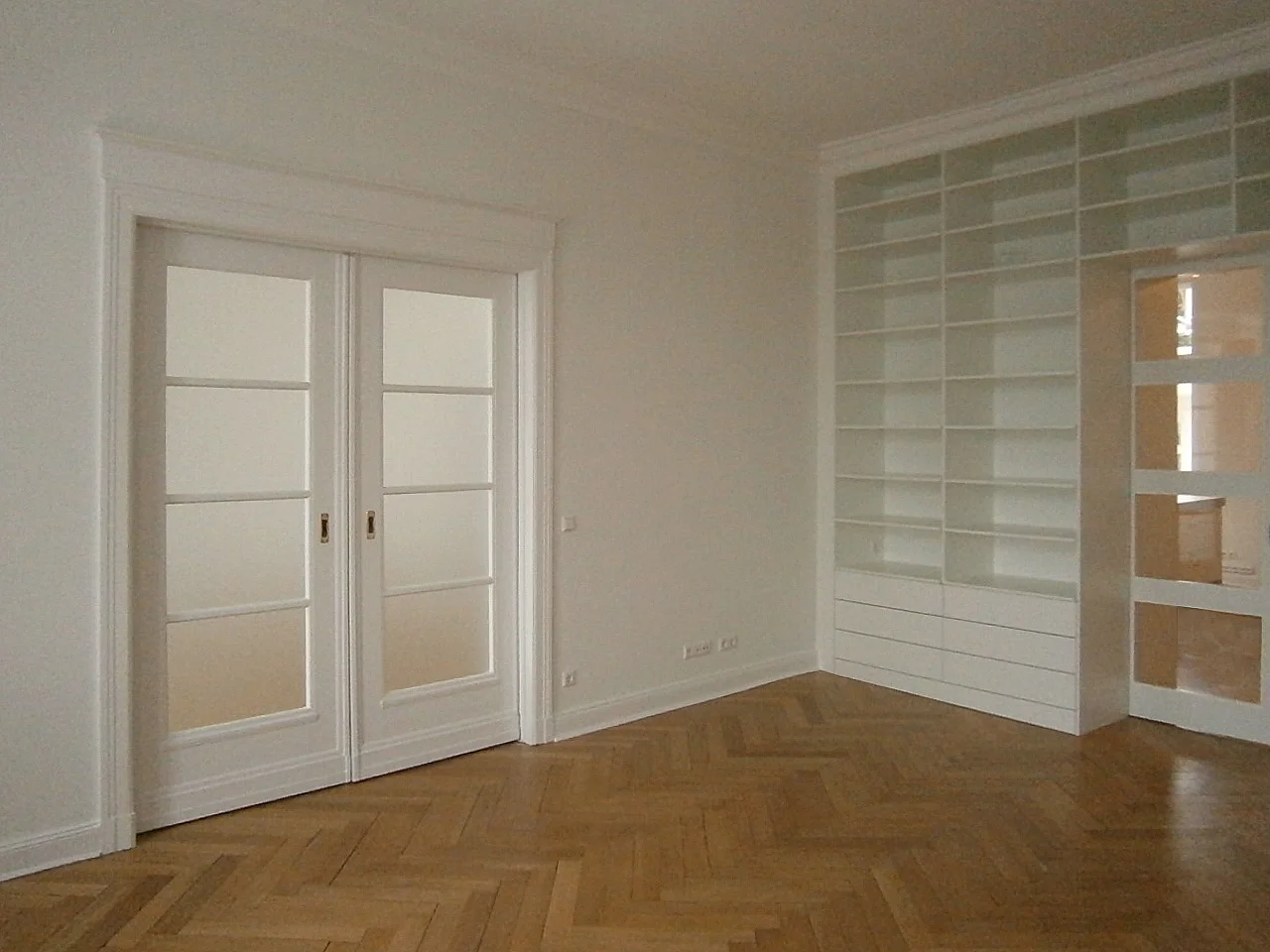 BRU 1.jpg