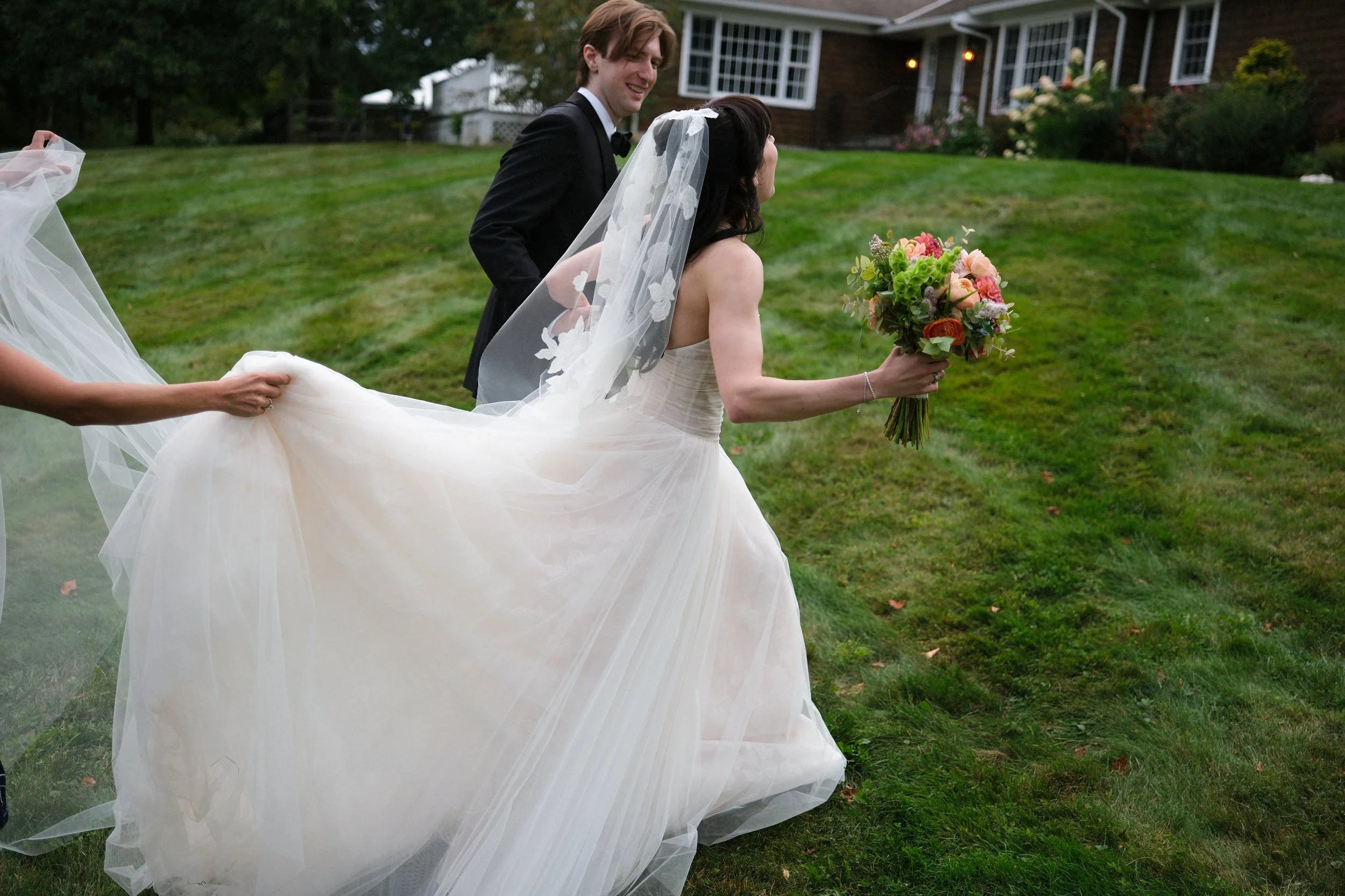 Hudson-Valley-NY-backyard-wedding-0026.JPG