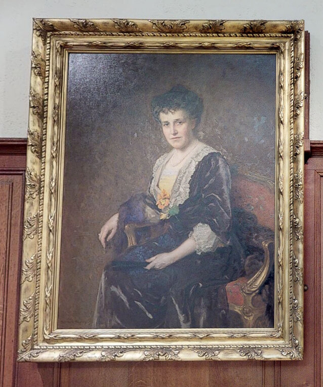  Portrait of Louise Whitfield Carnegie. 