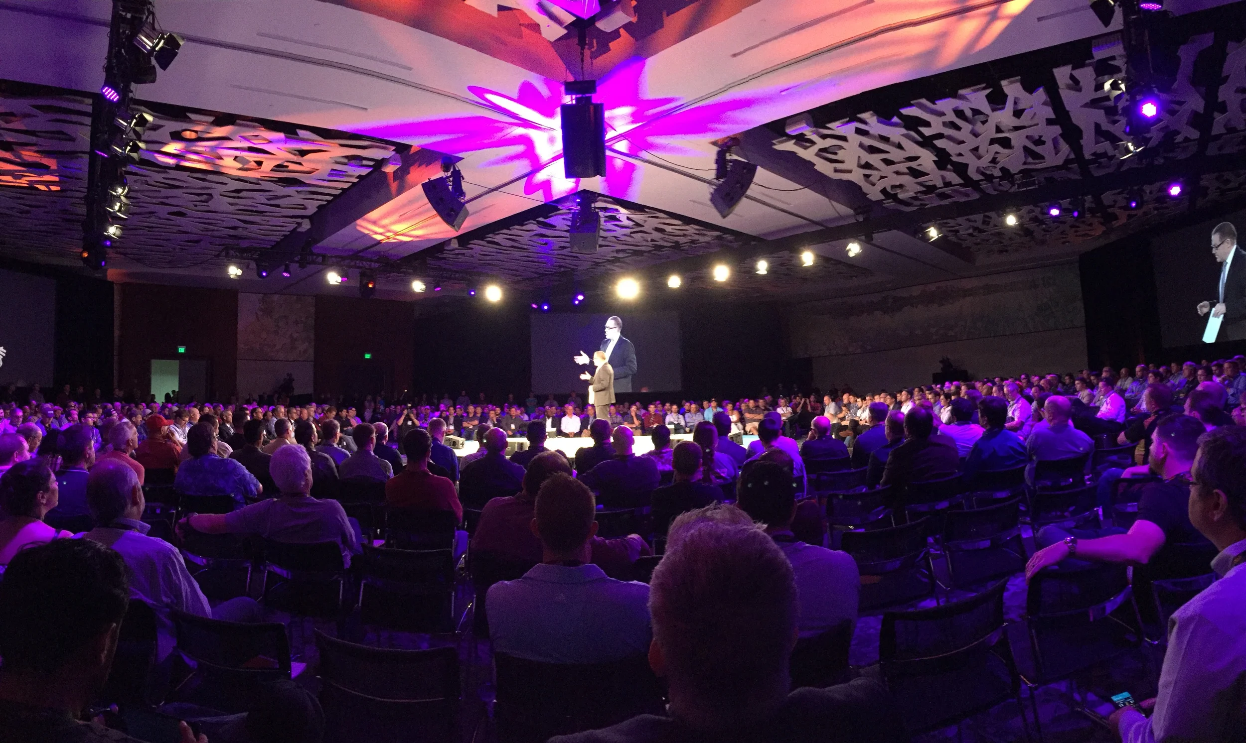 hometech_cediaexpo2015.jpg
