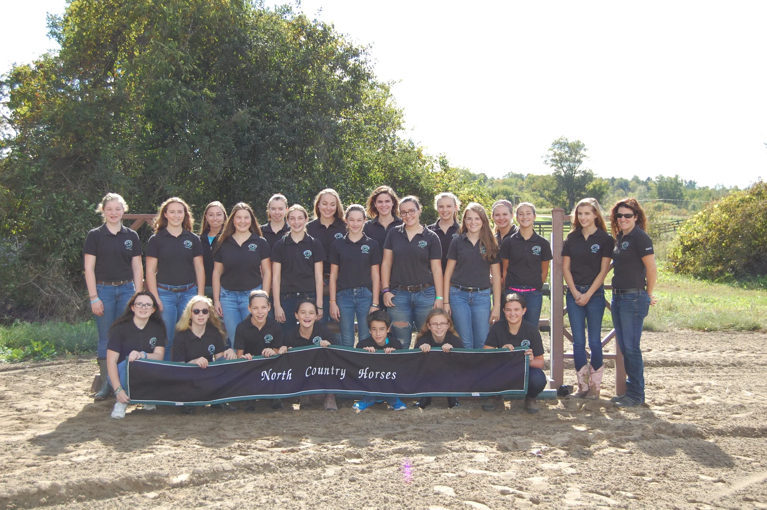  2016-2017 Hunt Seat Team with Coach Amanda Vance