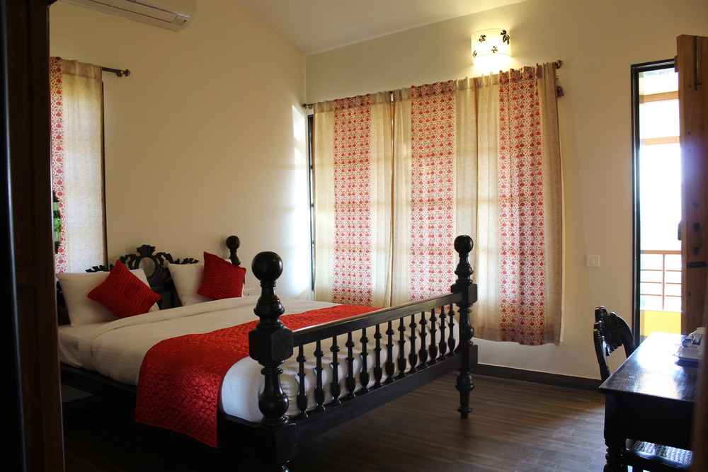 Nashik wine tour | Bank side wine resort by vallonne