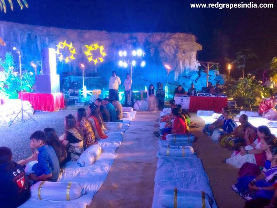 Mehendi program held at Wine information center by Red Grapes at wine park, vinchur, Nashik.