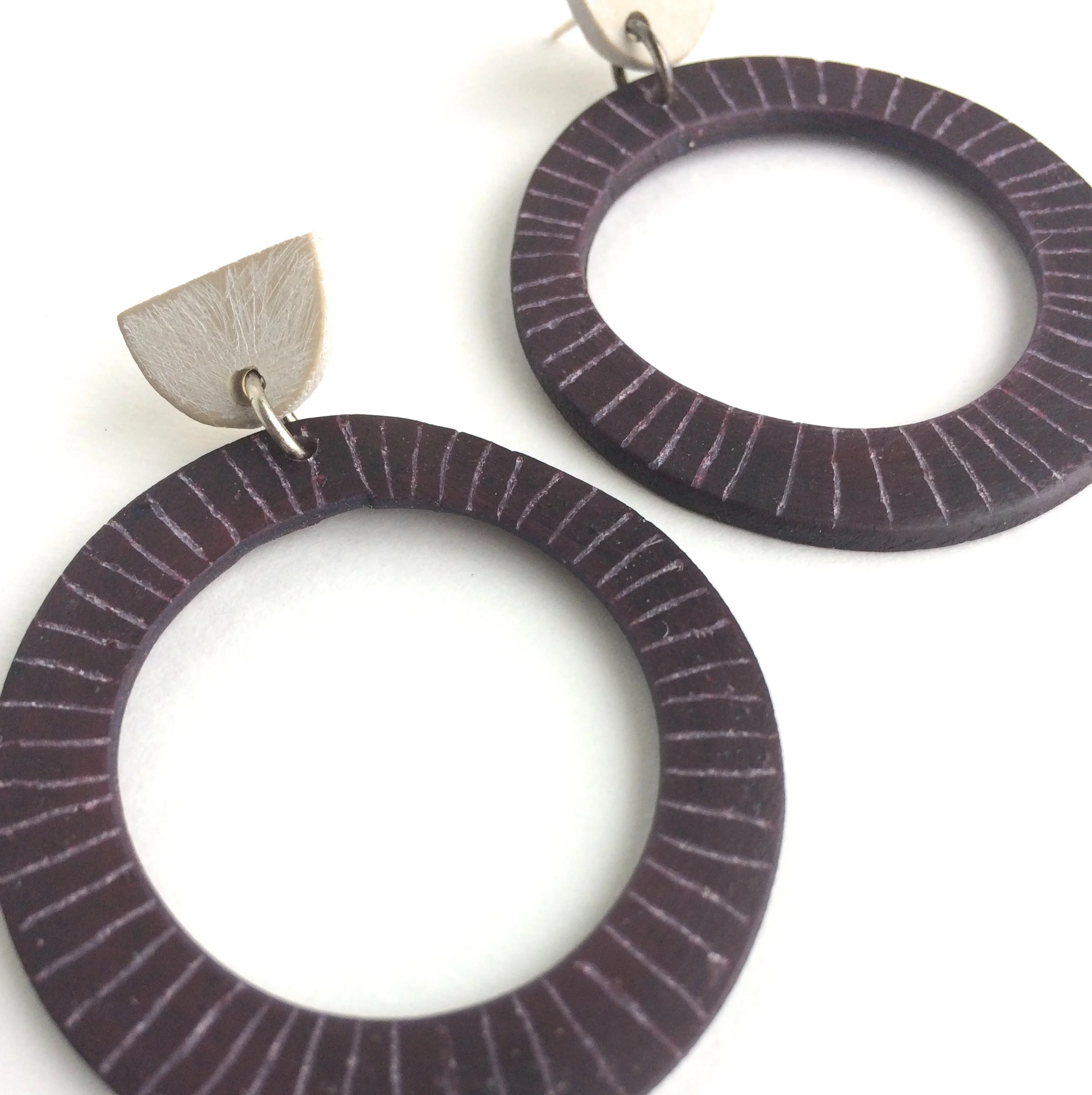 recycle-dark-red-earrings.JPG