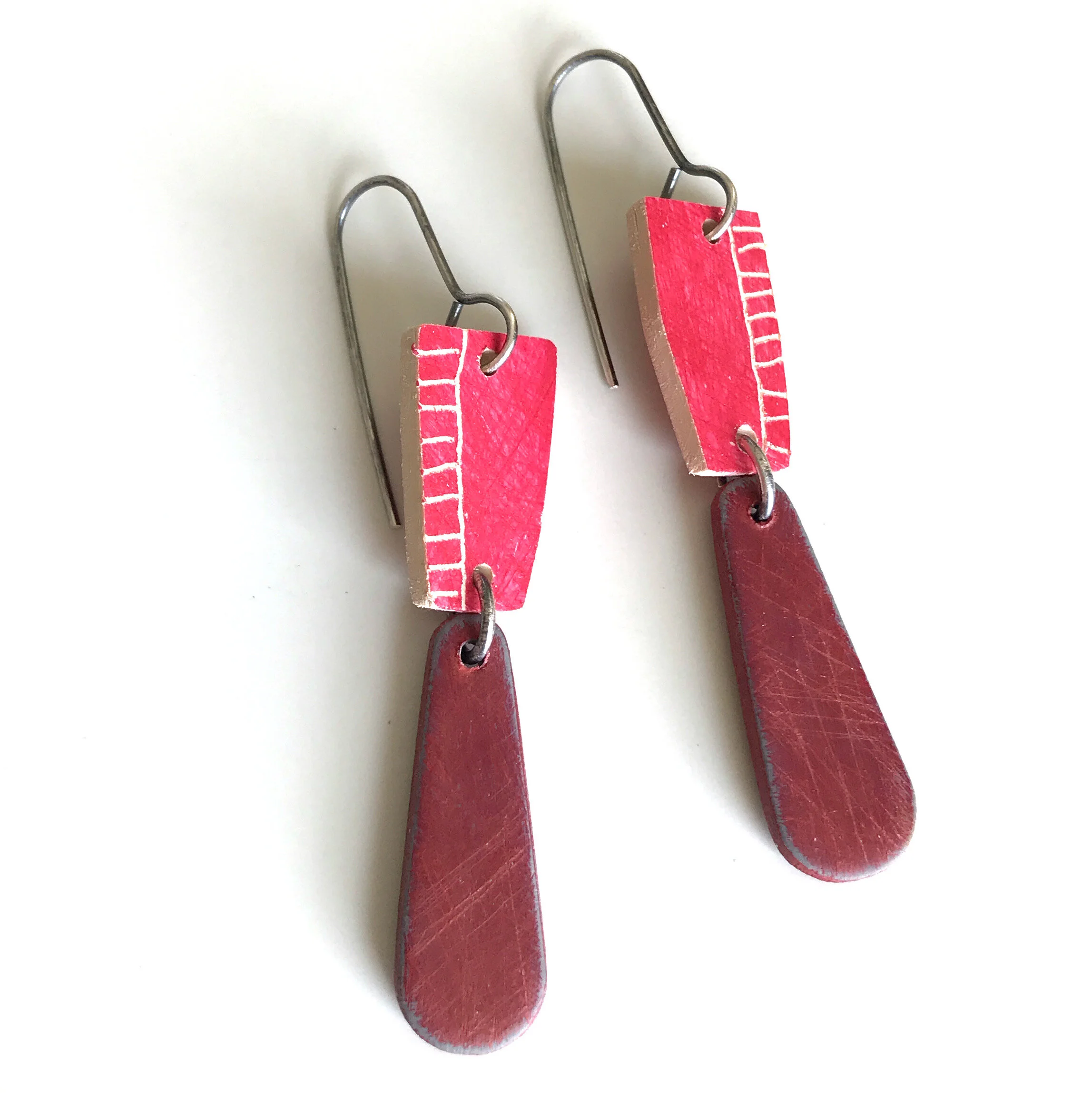 bright-red-dangle-feather-earrings.JPG