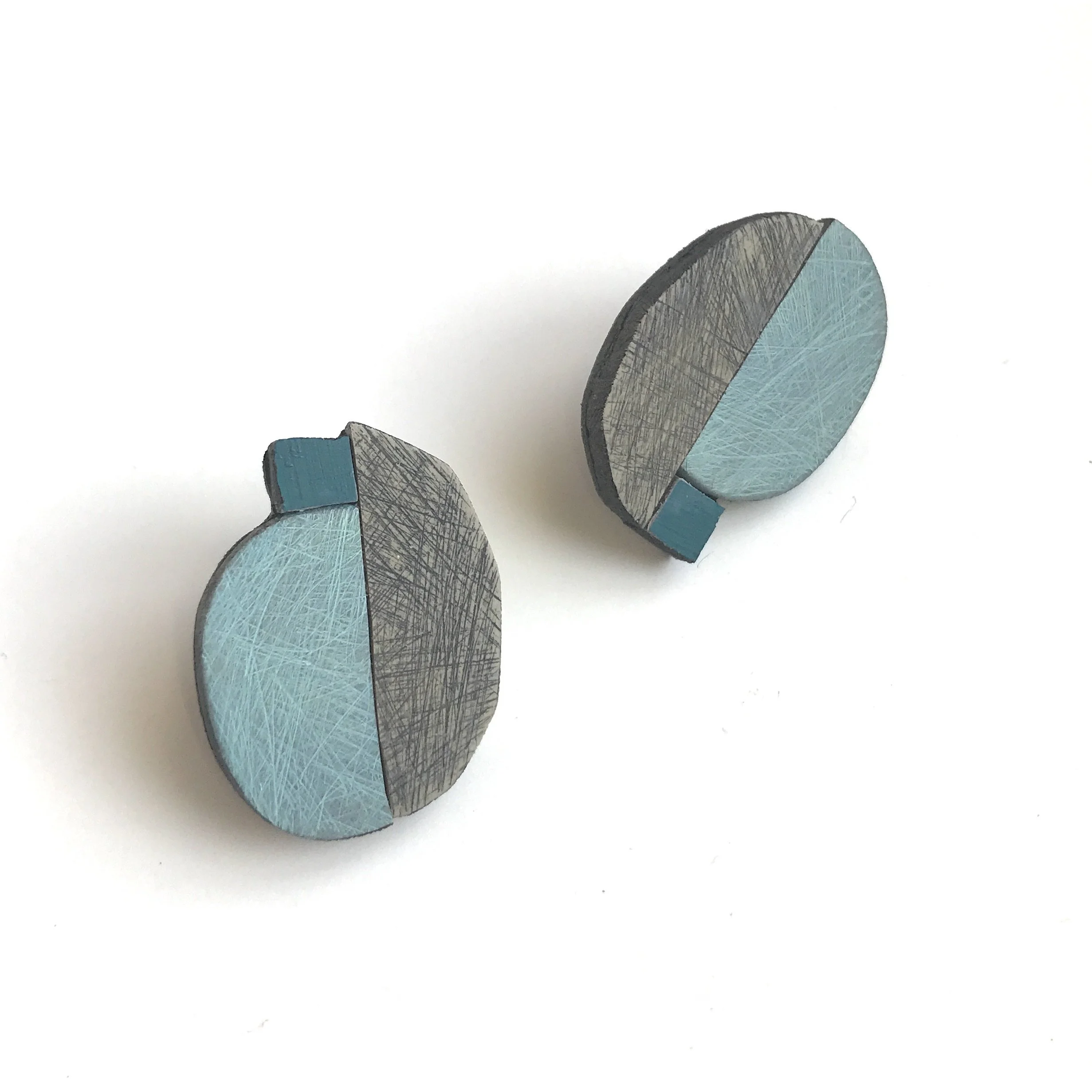 recycle-bluegreen-post-earrings.JPG