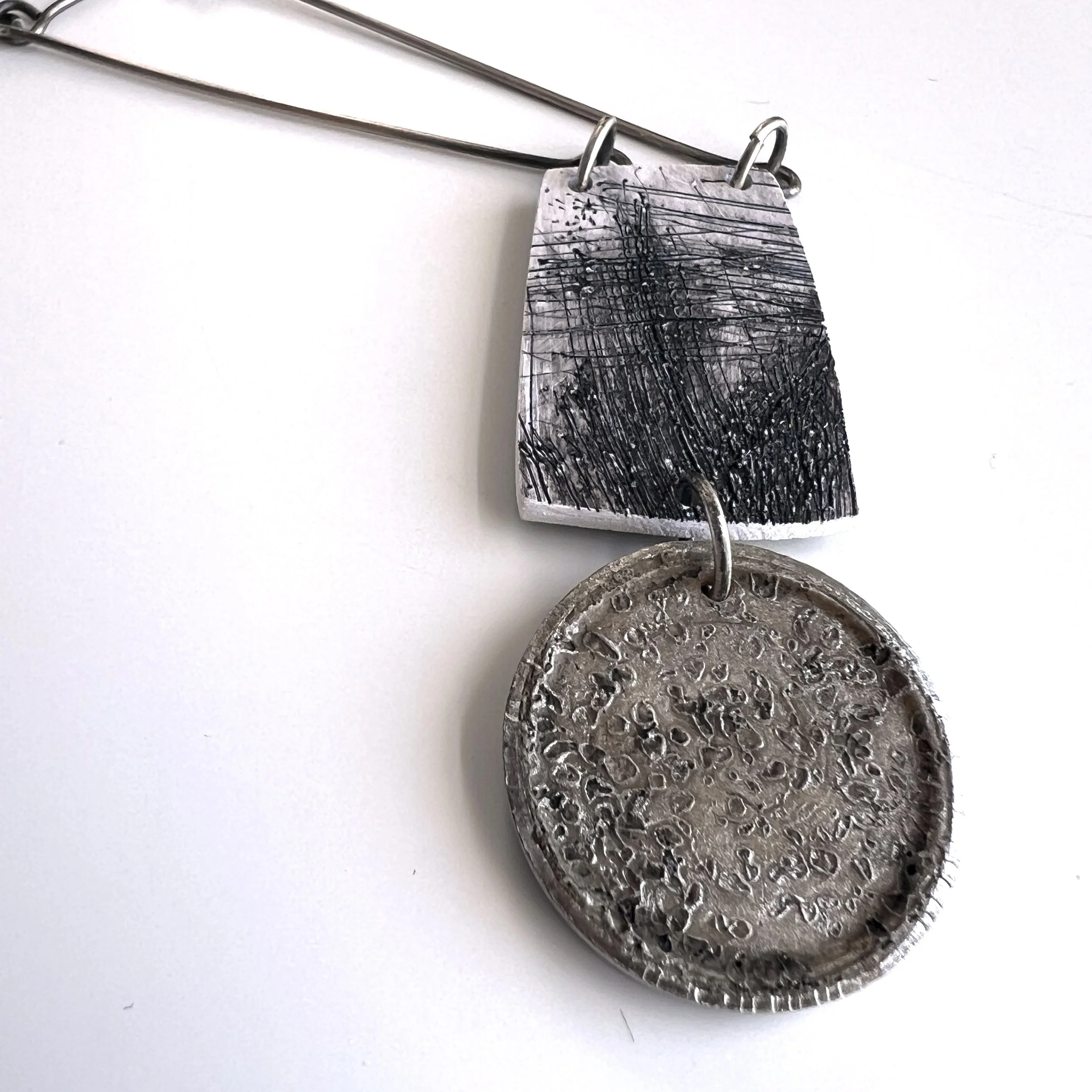 reclaimed-small-ocean-plastic-necklace.JPG