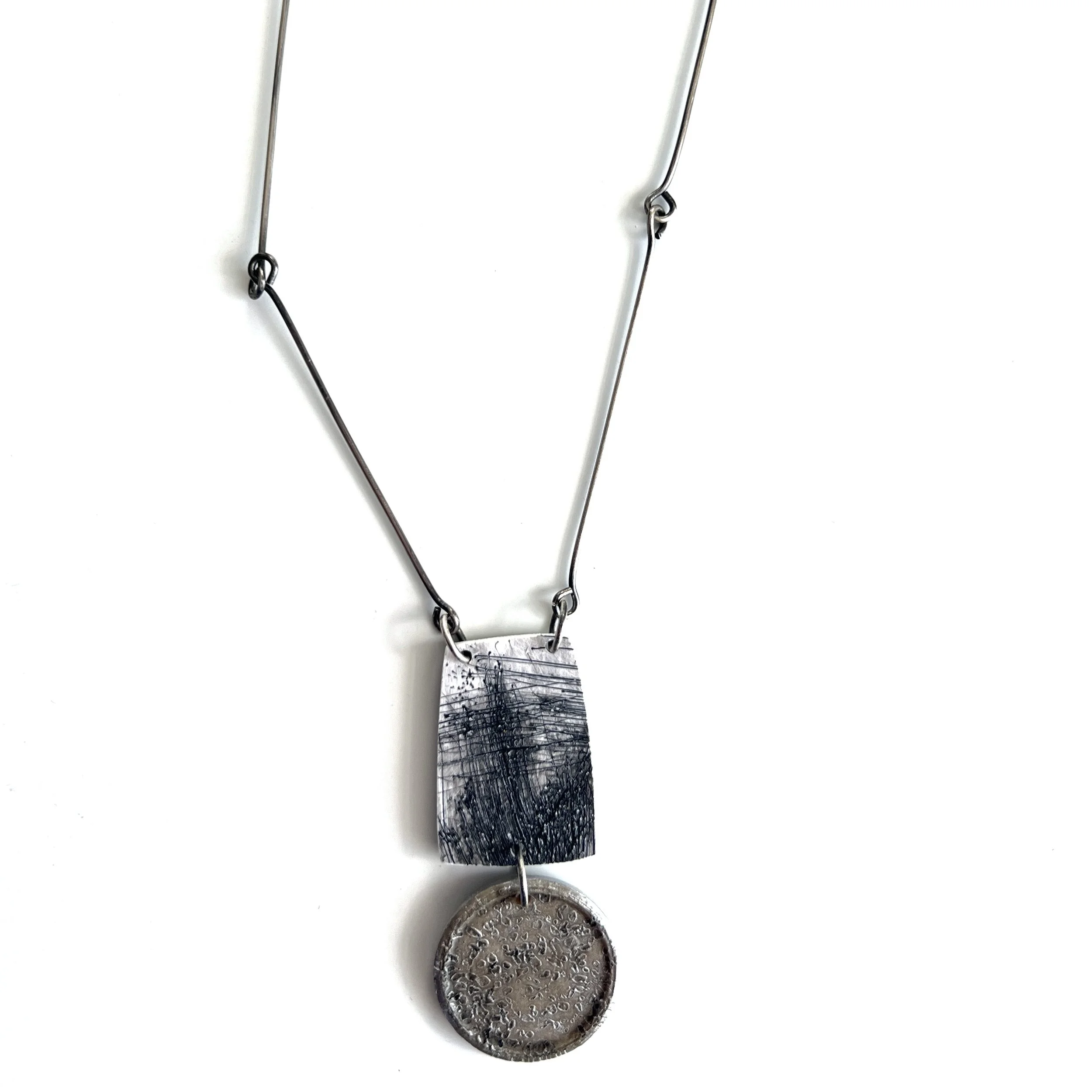 small-metallic-reclaimed-plastic-necklace.JPG