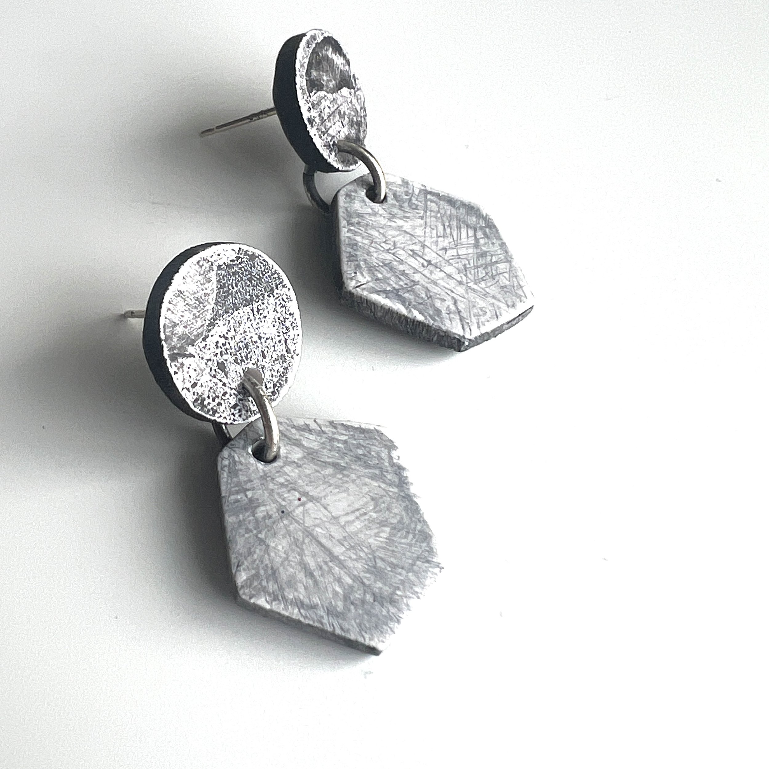 recyced-grey-texture-earrings.JPG