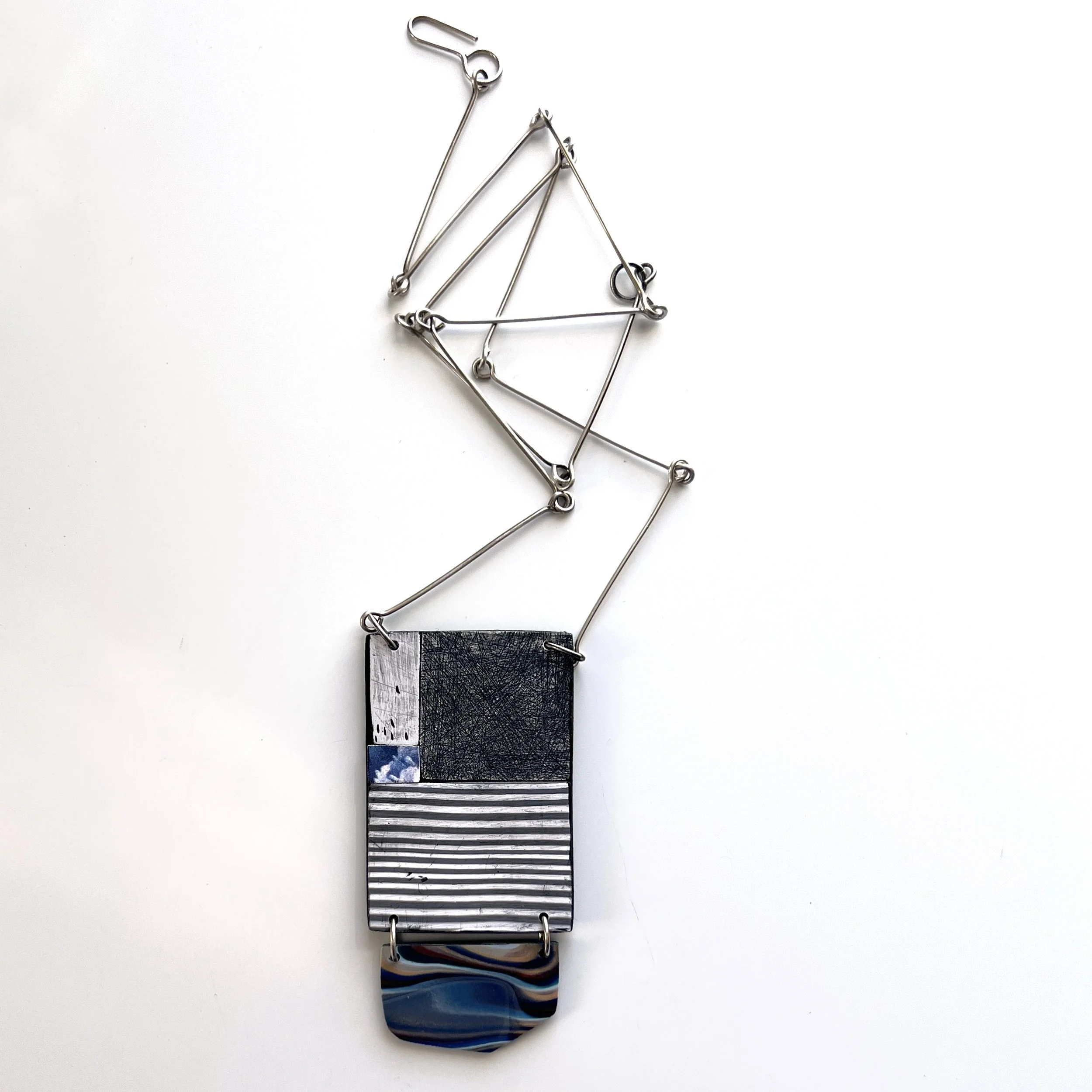 blue-garden-necklace.JPG