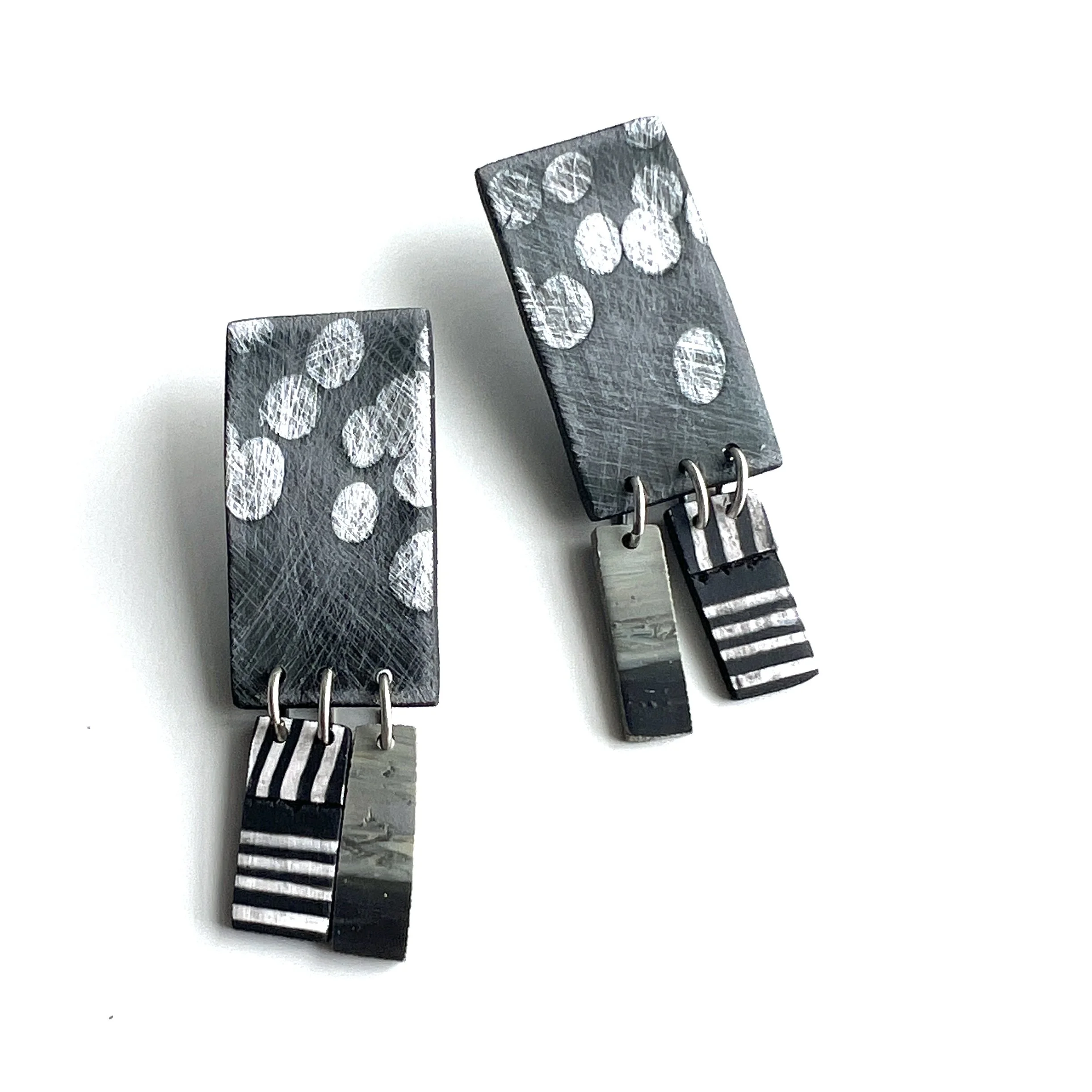 black-white-pattern-earrings.JPG