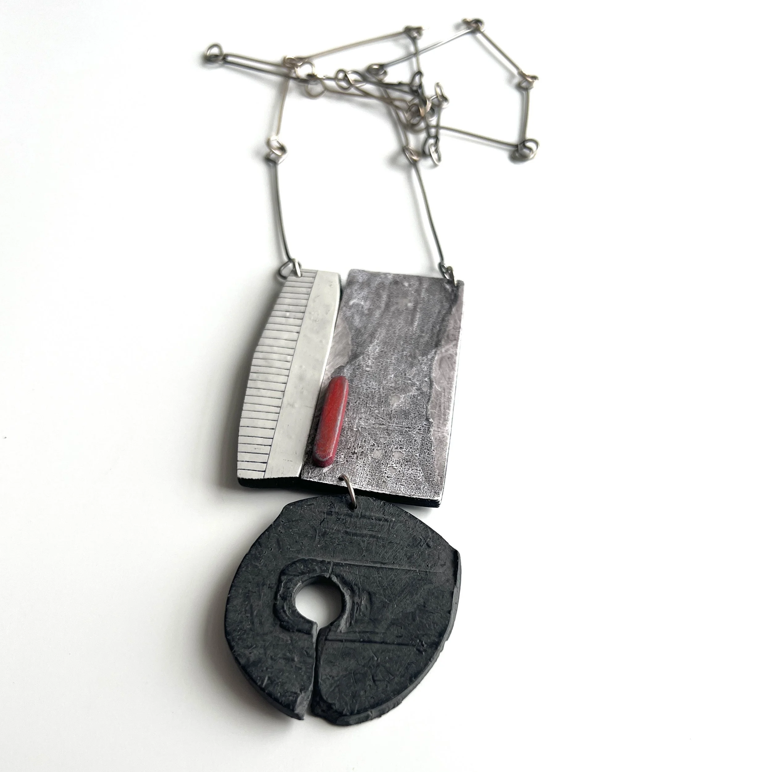 reclaimed-ocean-plastic-red-necklace.JPG