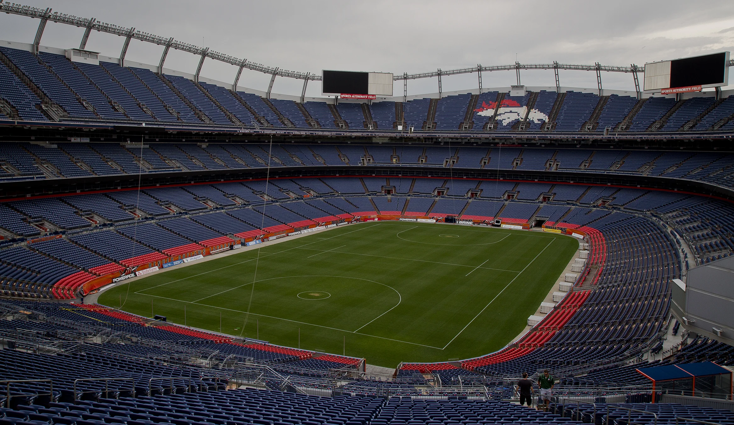Mile_HIgh_Stadium.jpg