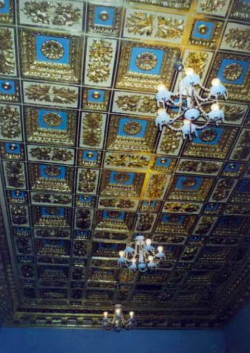The ceiling of the main salon.