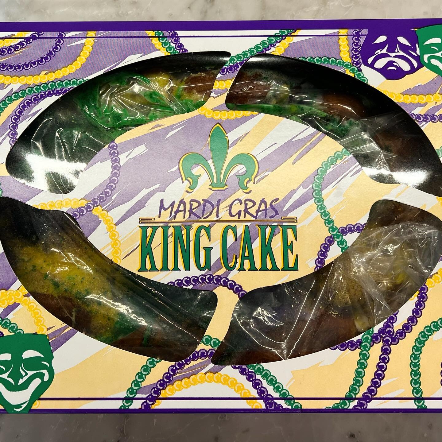 Its getting serious in here. Thank you Dr. Laura Wood!!! #laissezlesbontempsrouler #mardigras #kingcake #sugaroverload