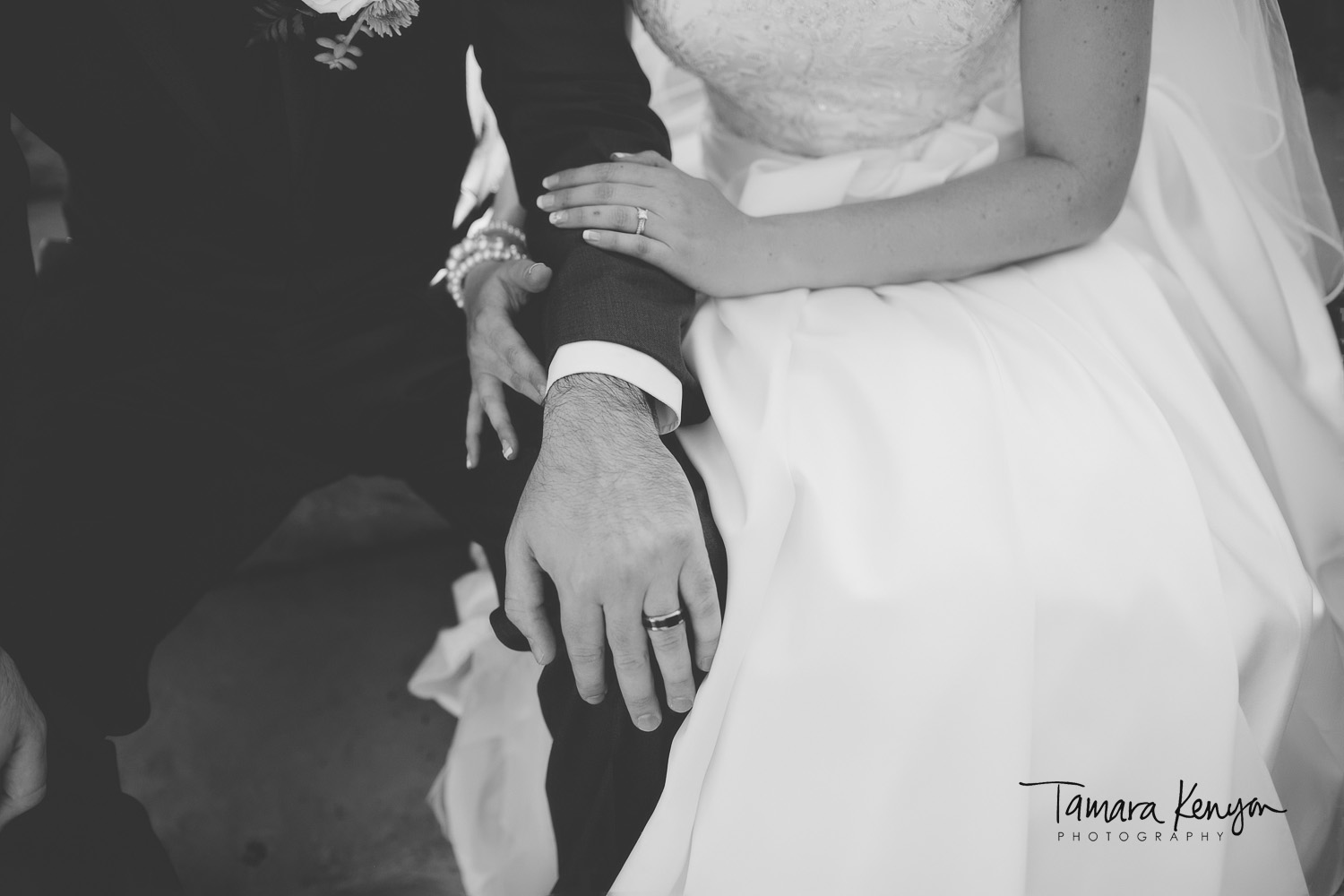 wedding rings boise photographer