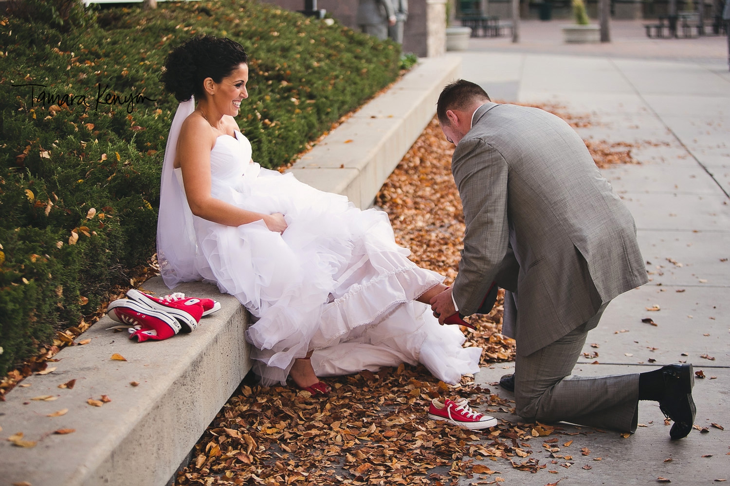 red chuck taylor shoes wedding
