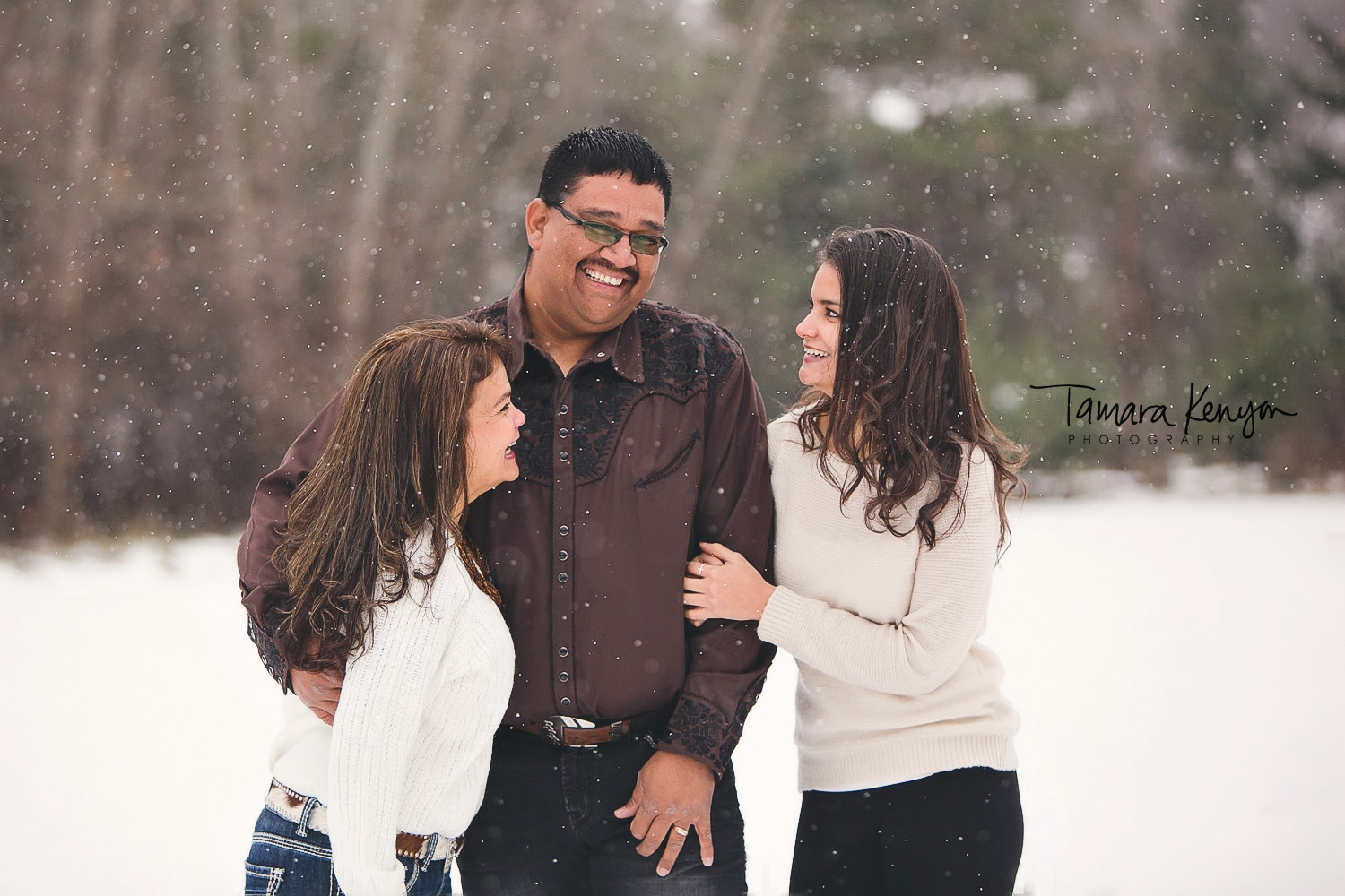 family photographer winter in boise