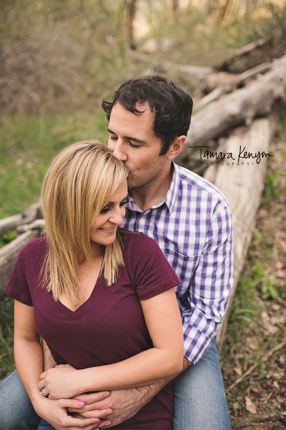 outdoor engagement photos boise foothills
