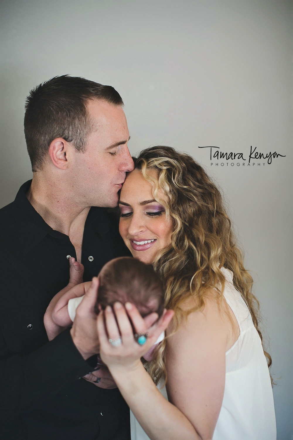 lifestyle newborn photography in boise