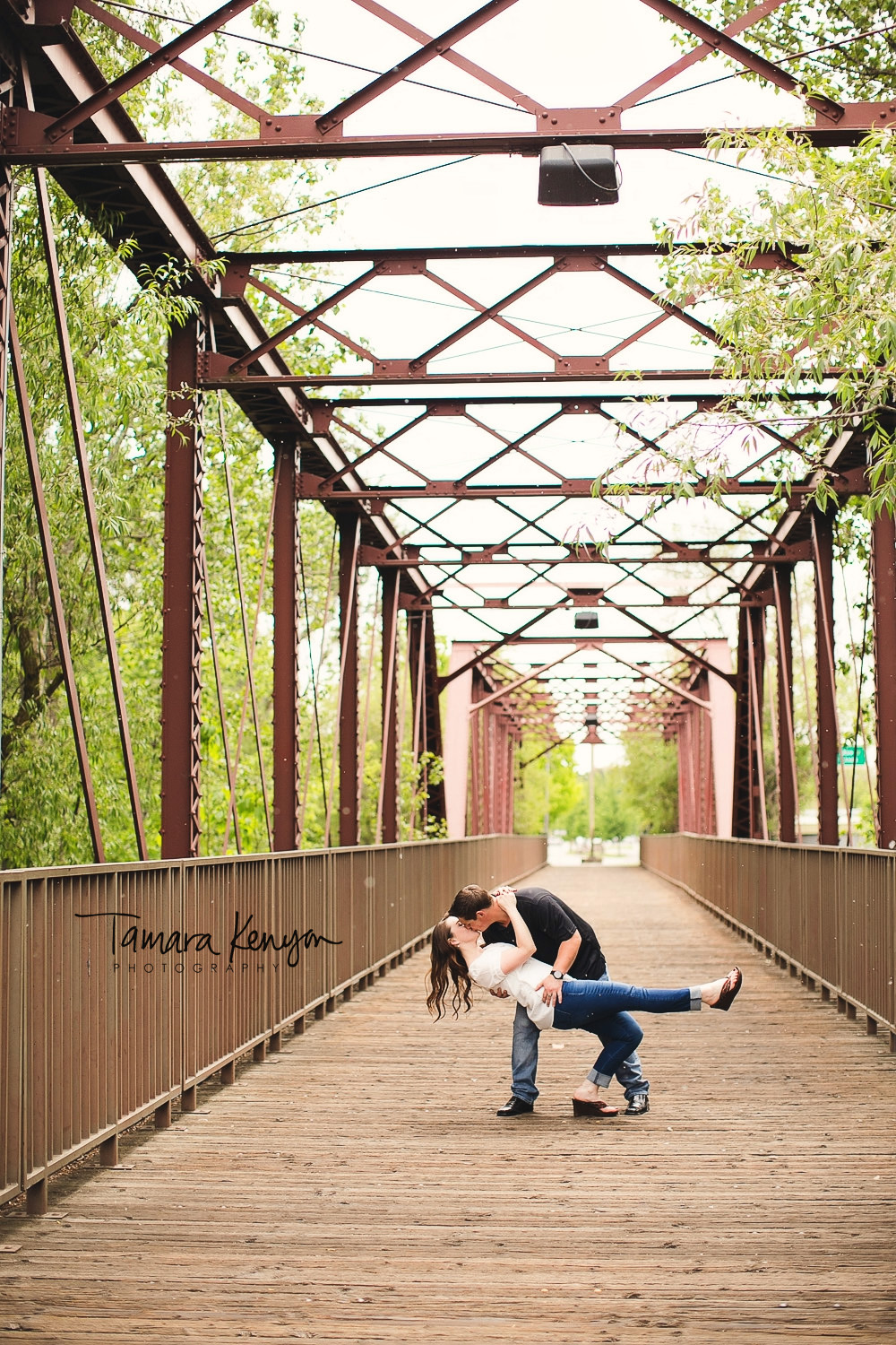 engagement photos on a bridge in boise