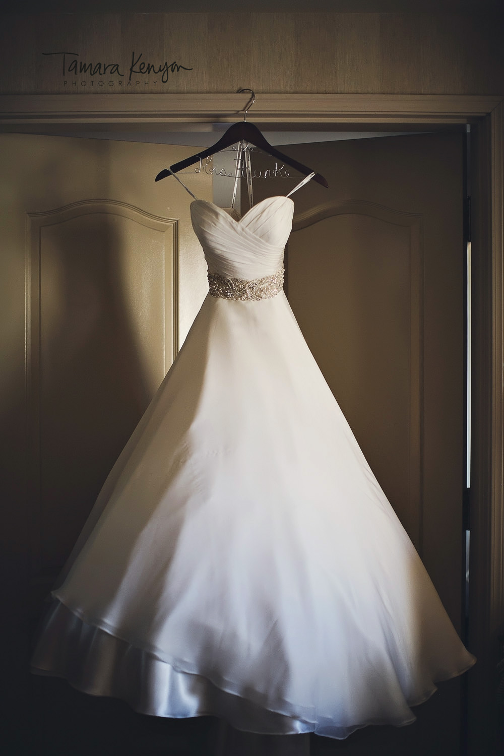 wedding dress boise photographer