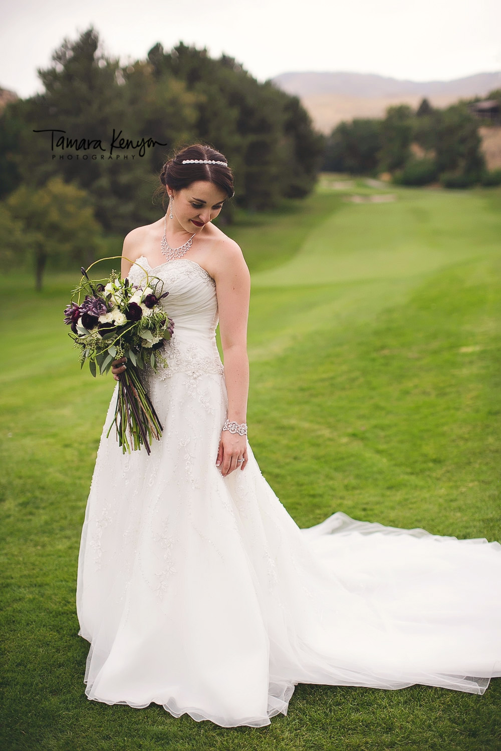 bride at crane creek golf course boise