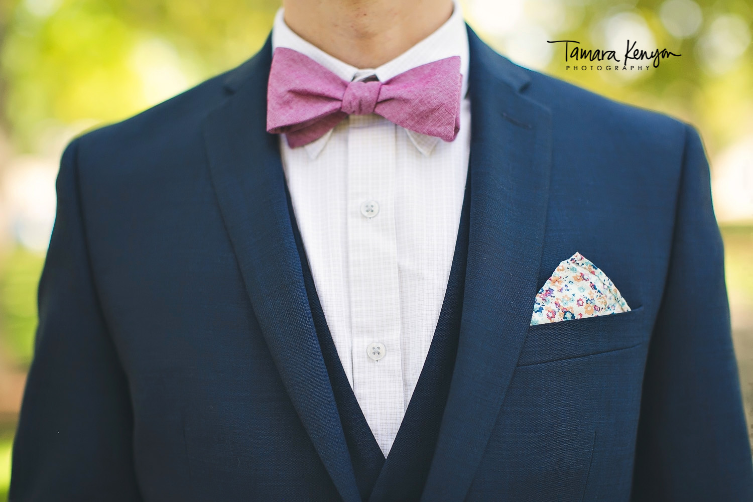 groom bow tie