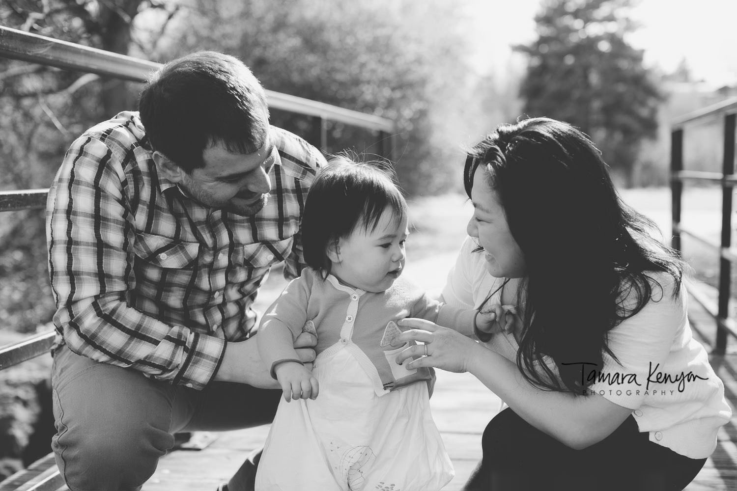 lifestyle family photographer in boise