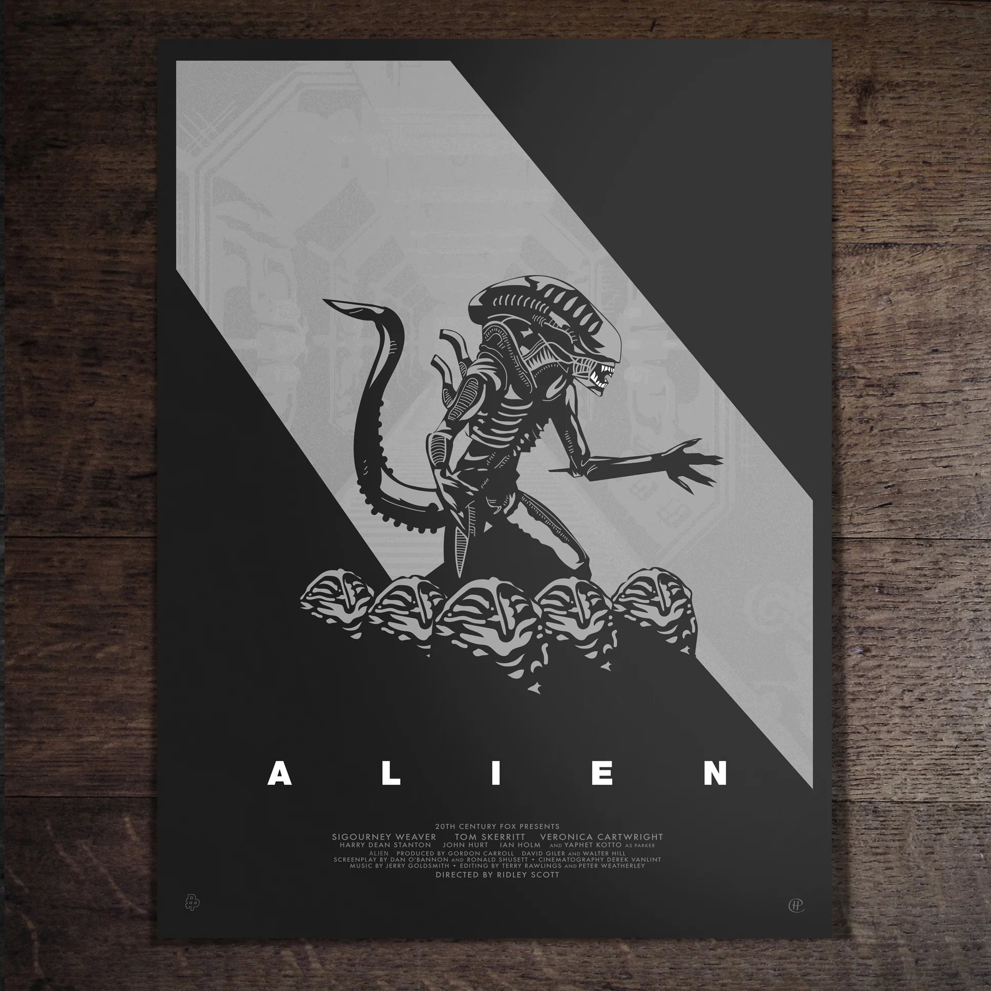AlienInstagram_Var.jpg