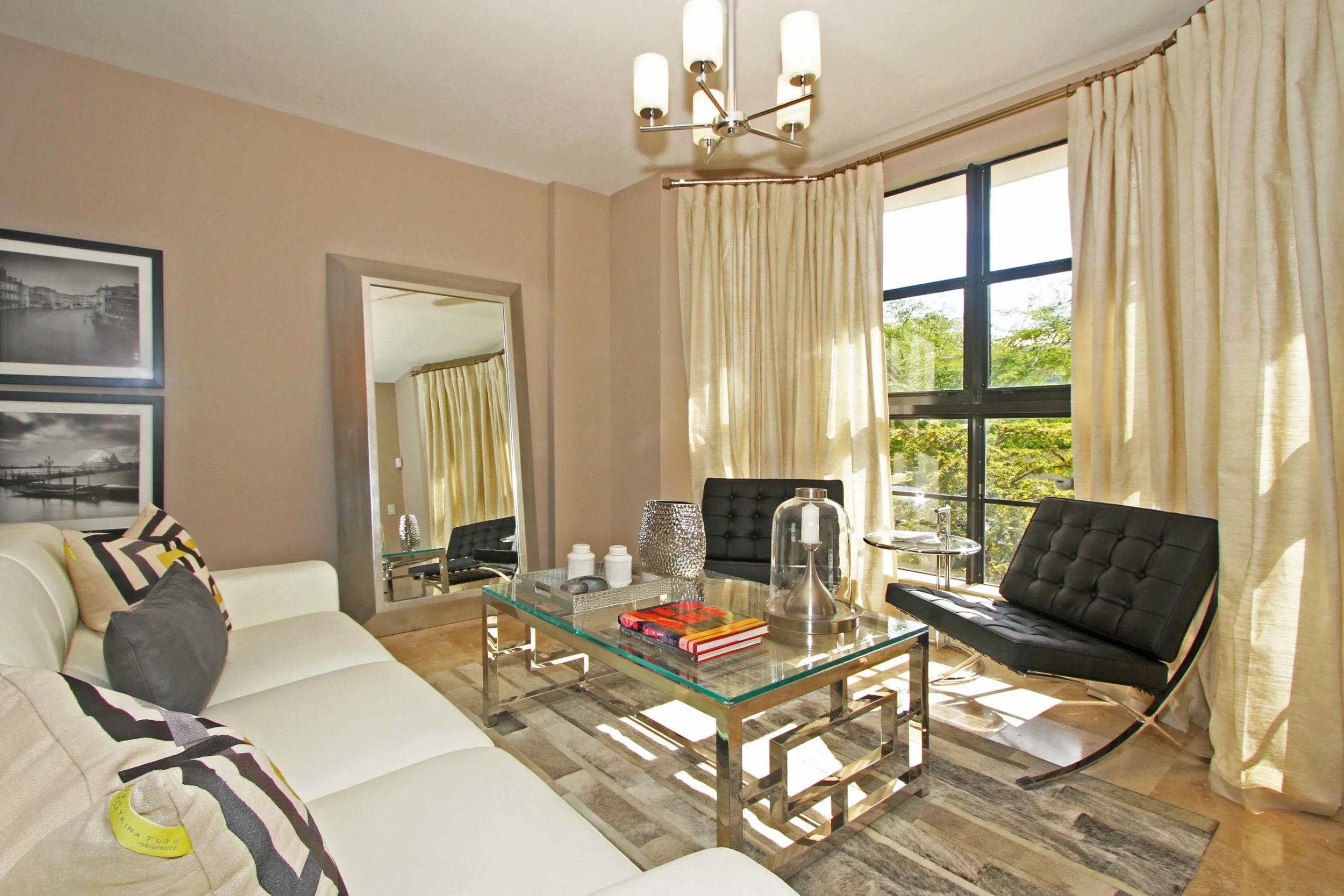 1650_galiano_st_th13_MLS_HID760832_ROOMlivingroom1.jpg