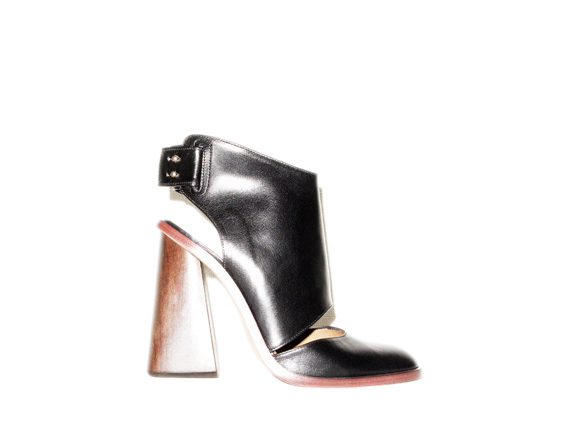 cuff heel.jpg