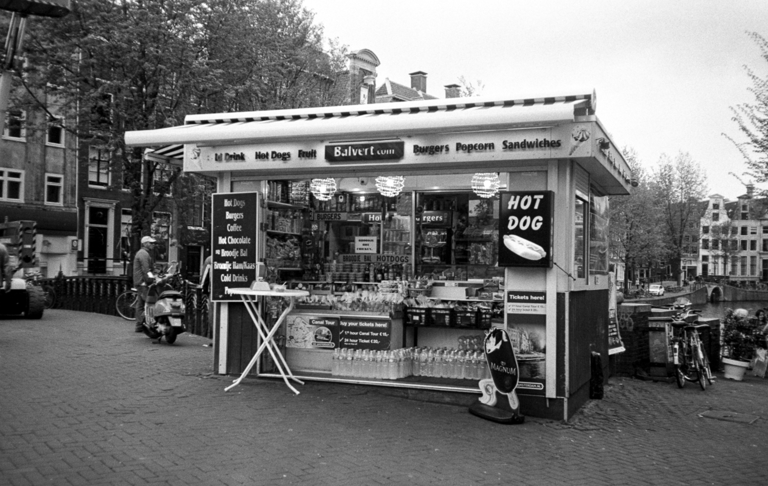 hot dog stand