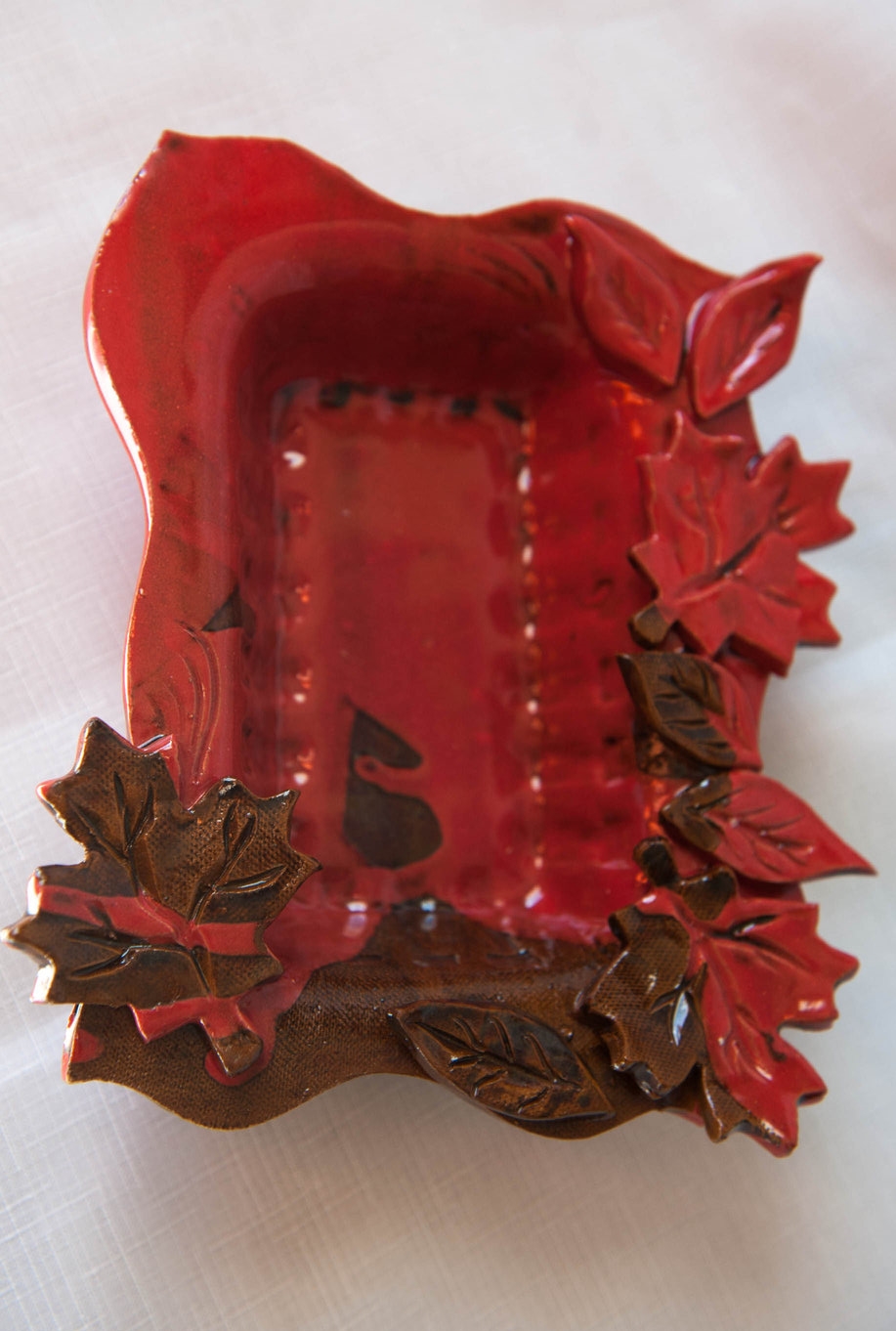 Red Maple Leaf Tray