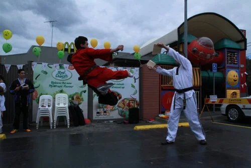 Crow kids perform for good cause