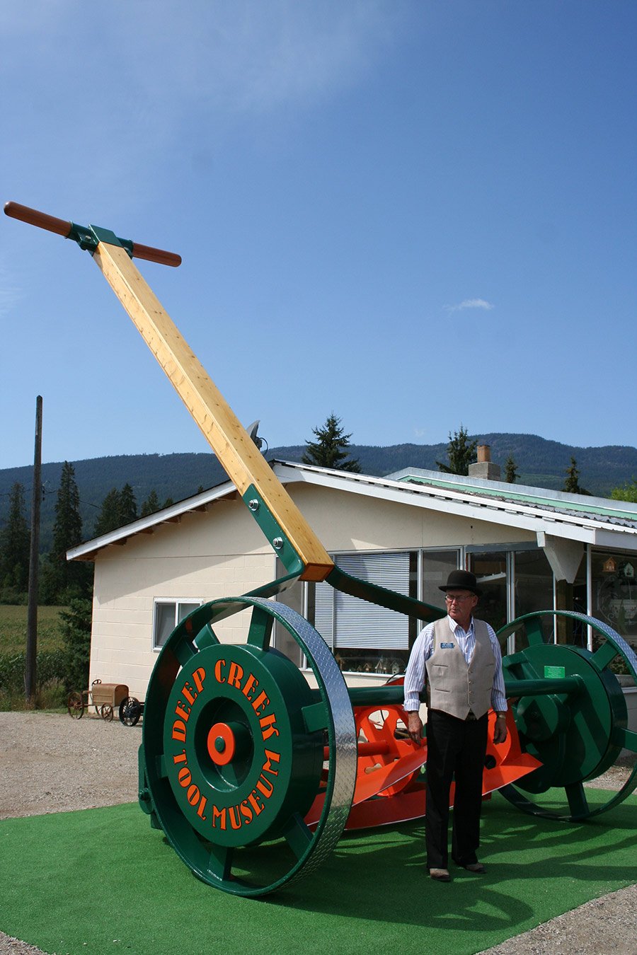 Deep-Creek-Tool-Museum-Worlds-Largest-Lawnmower.jpeg