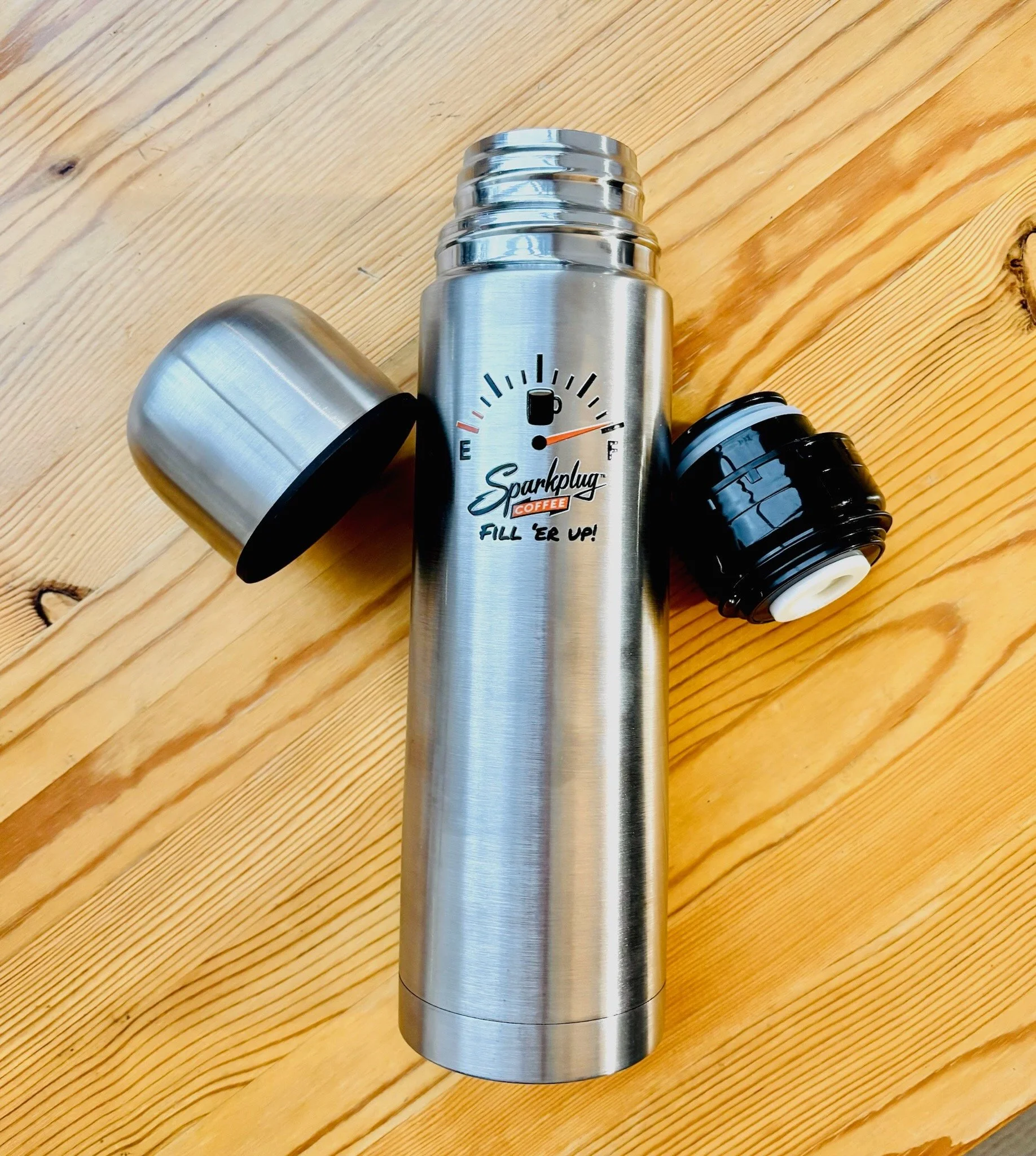 thermos-lids-off-wood-bkgd-IMG_5135.jpeg