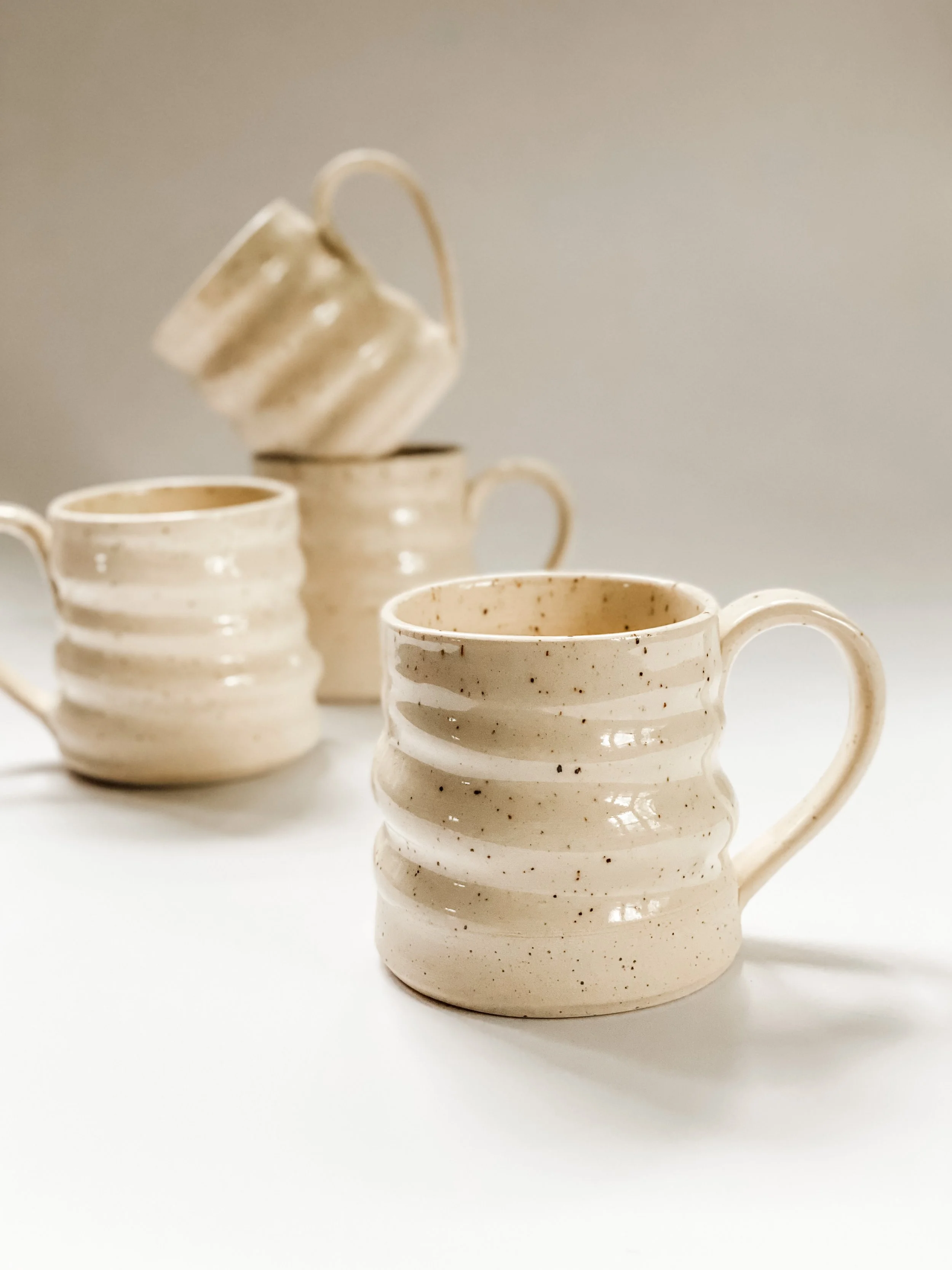 swirl pottery mug
