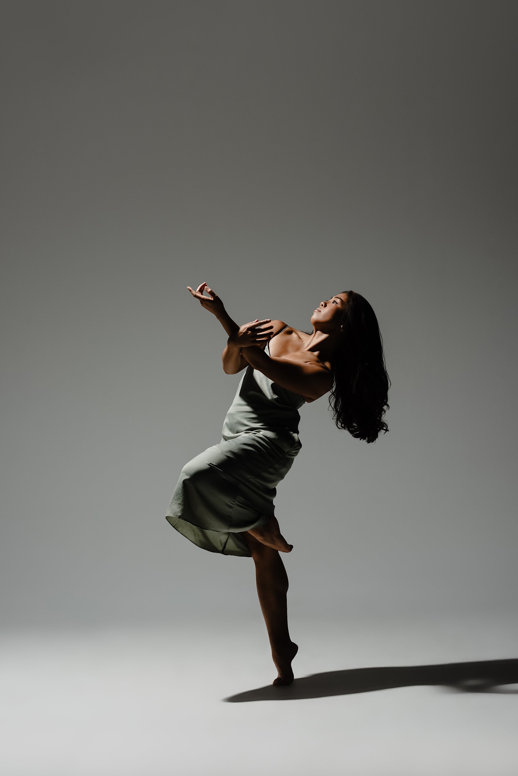 dancer-moving-dramatic-lighting.jpg