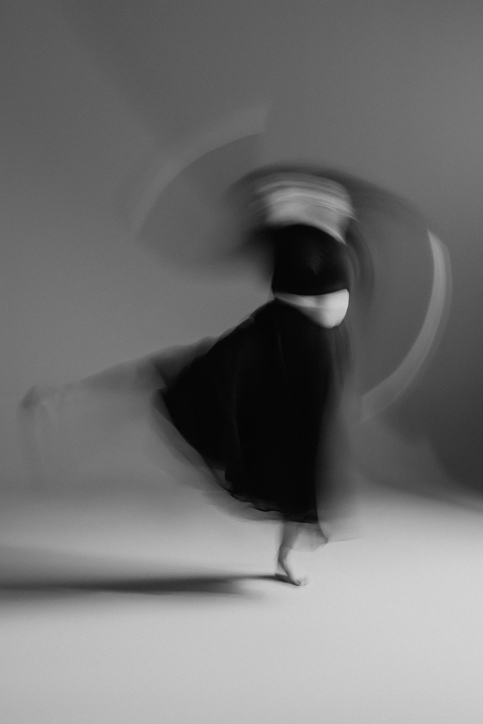 blurred-dancer-dancing.jpg