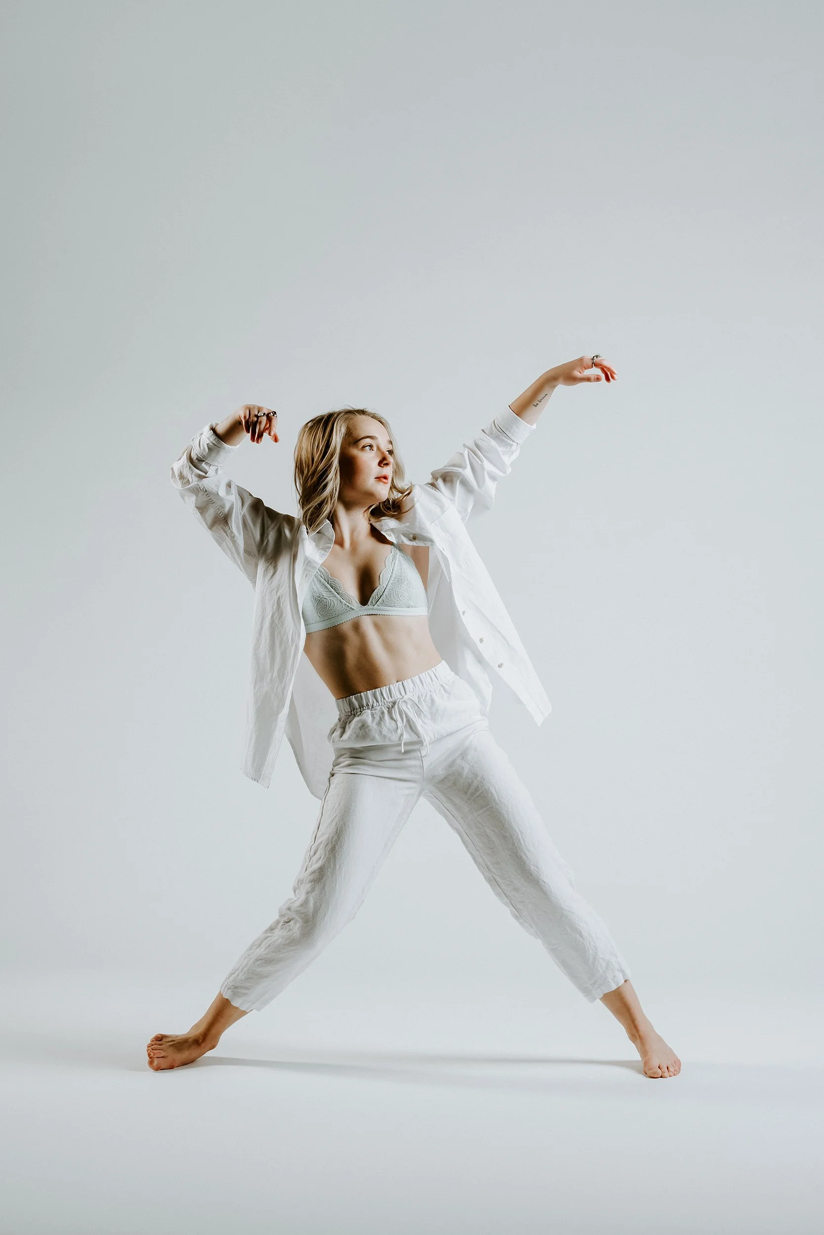 contemporary-dancer-blonde.jpg