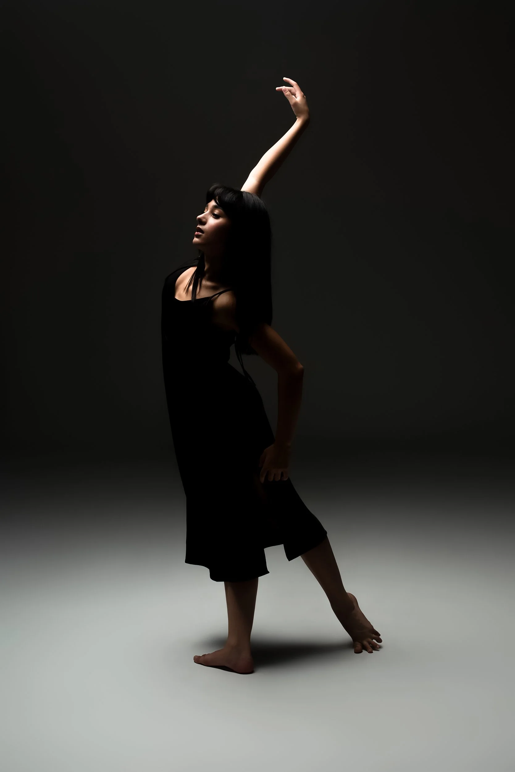 dancer-dramatic-lighting.jpg