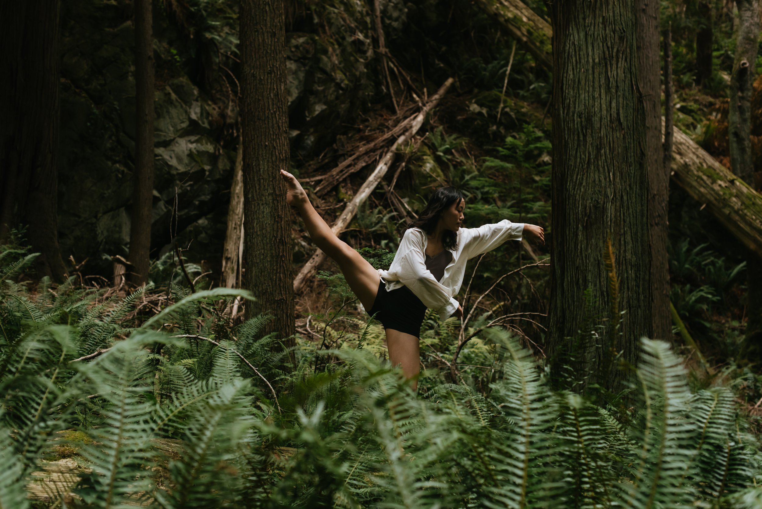 dancing-in-ferns-and-forest.jpg