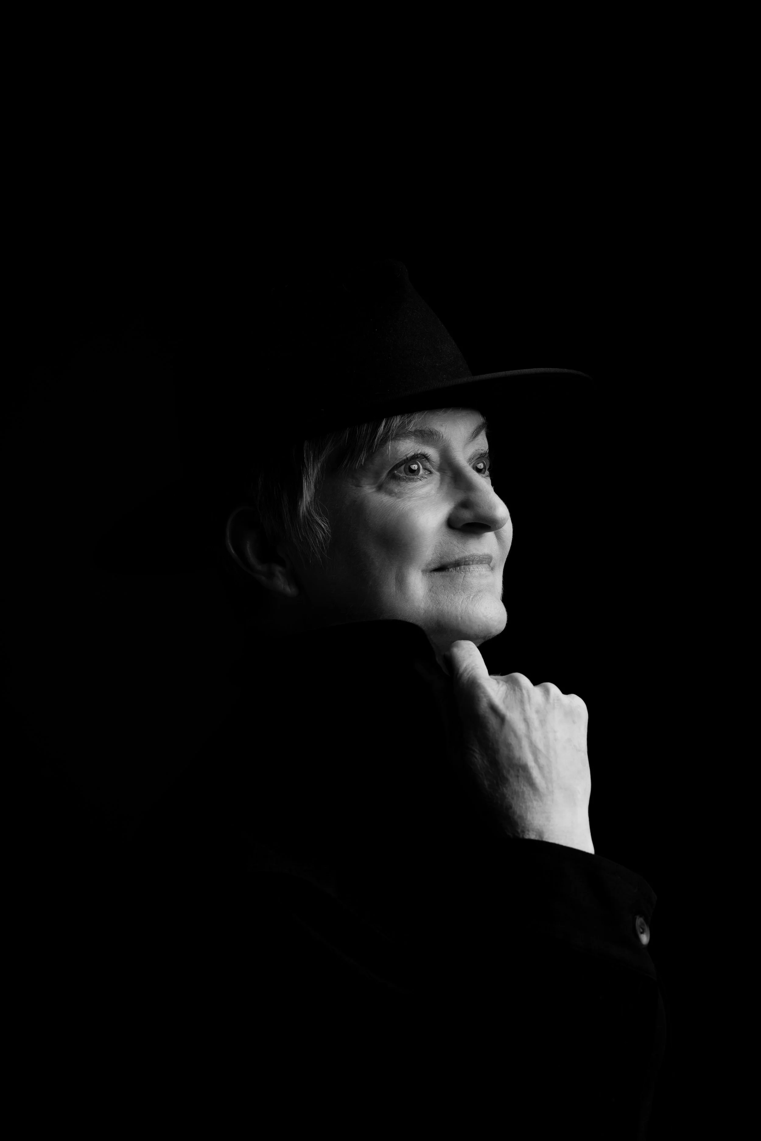 blackandwhite-dramatic-lighting-portrait.jpg
