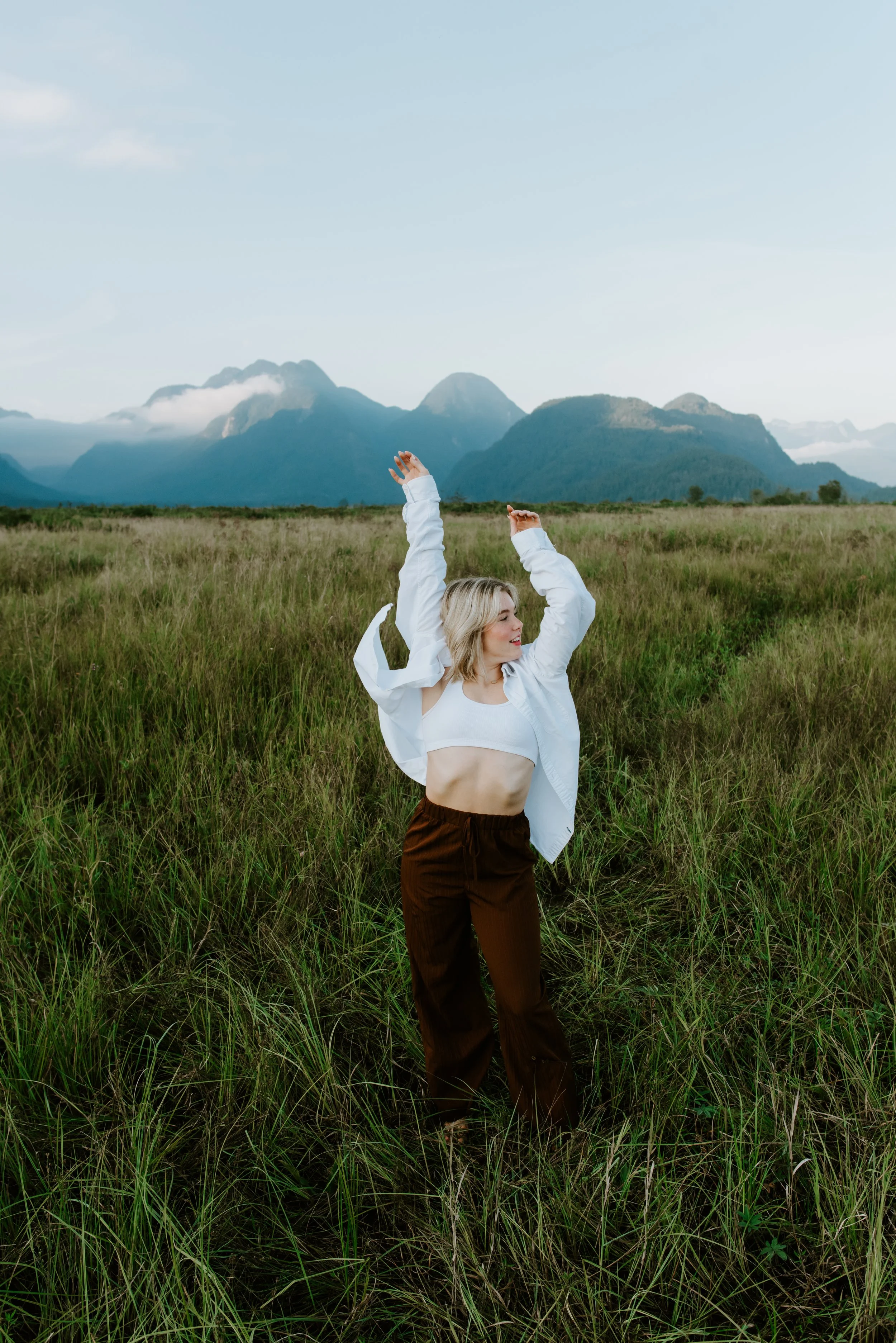 dancer-pitt-lake-field.jpg