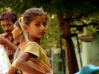 Girl_in_india-420x315.jpg