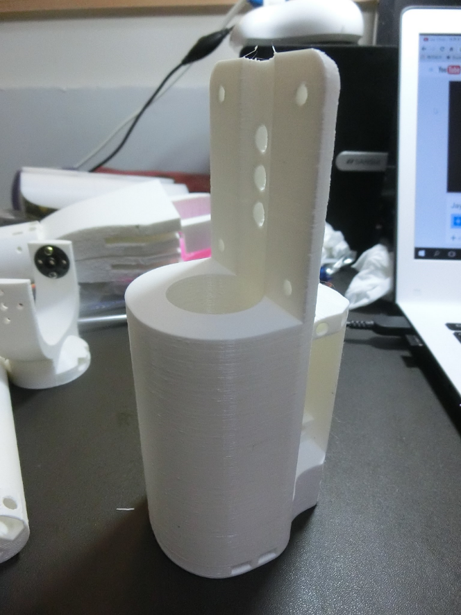 用達億KINGSSEL 3D列印機 打造出來的機械手臂零組件。