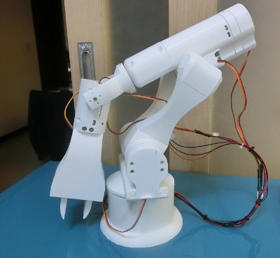 機器人教育學院 用達億kingssel 3D列印機 打造機械手臂