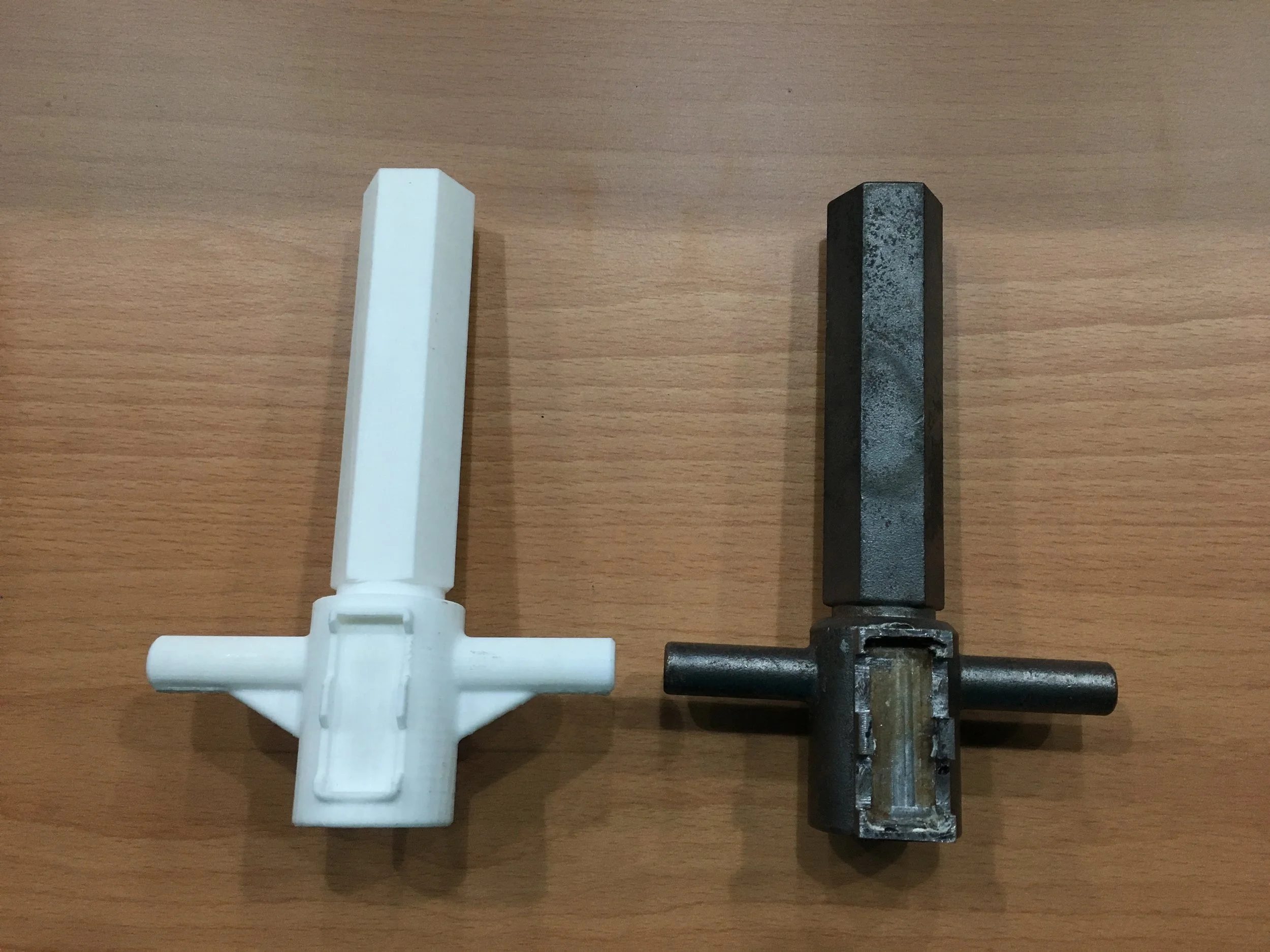 誰說FDM型的3D列印機不能有金屬材質？