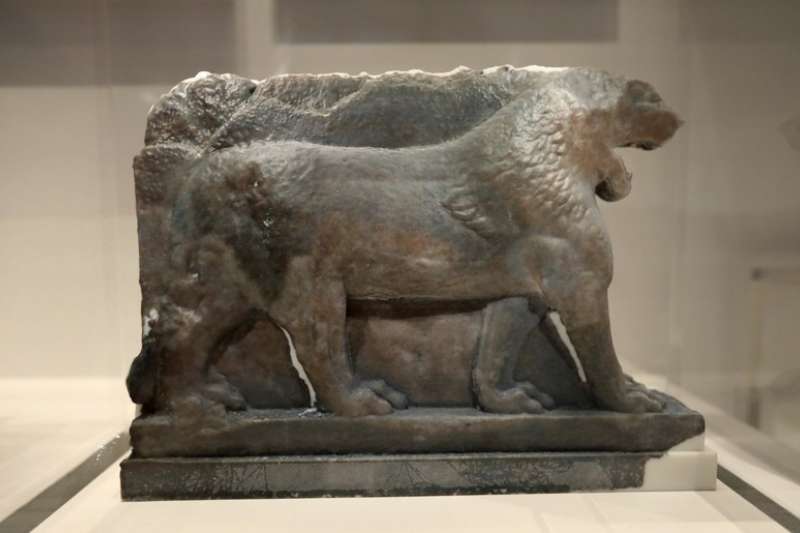 帝國戰爭博物館(Imperial War Museum)展出3D列印複製品「摩蘇爾獅子」。(AP)